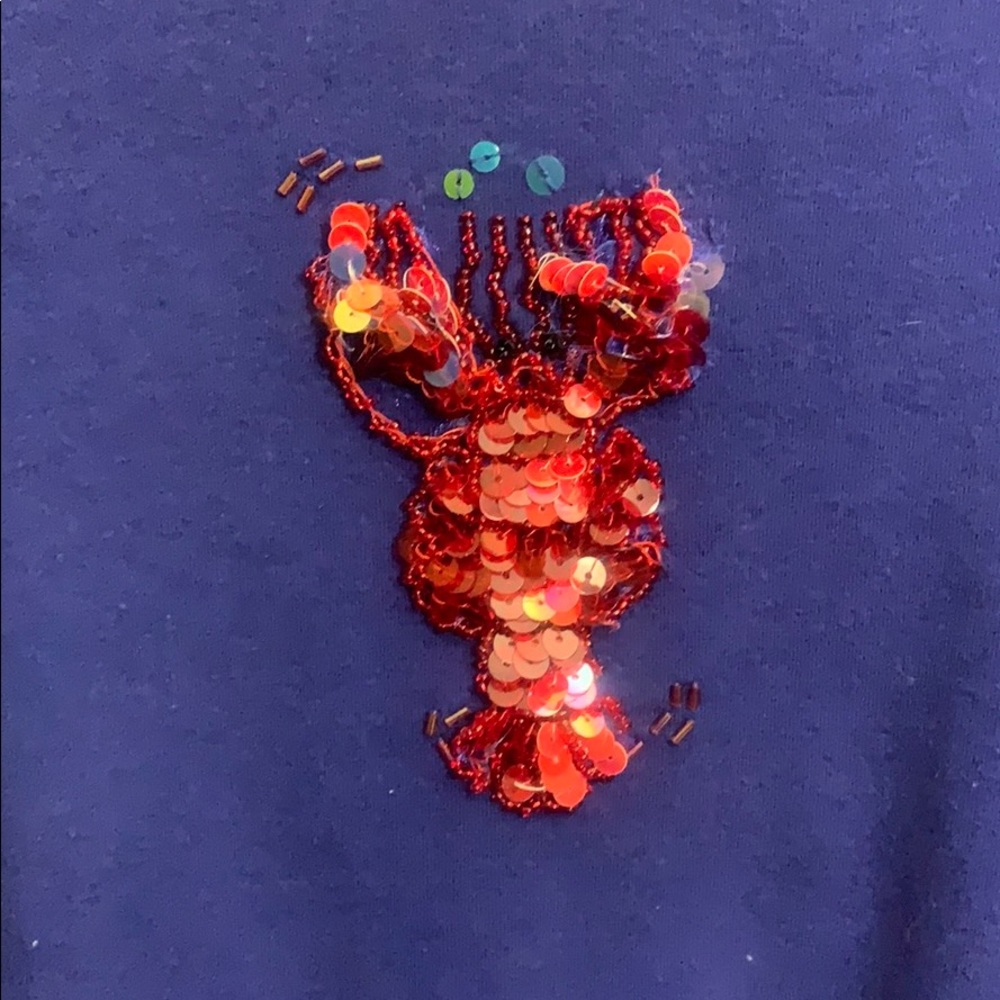 QF Dark Blue Tee with sequin lobster.  1X